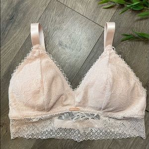 NWOT Danskin bralette size medium